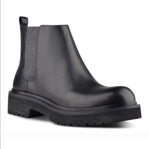 ARCTIC CLASSIC CHELSEA BOOTS